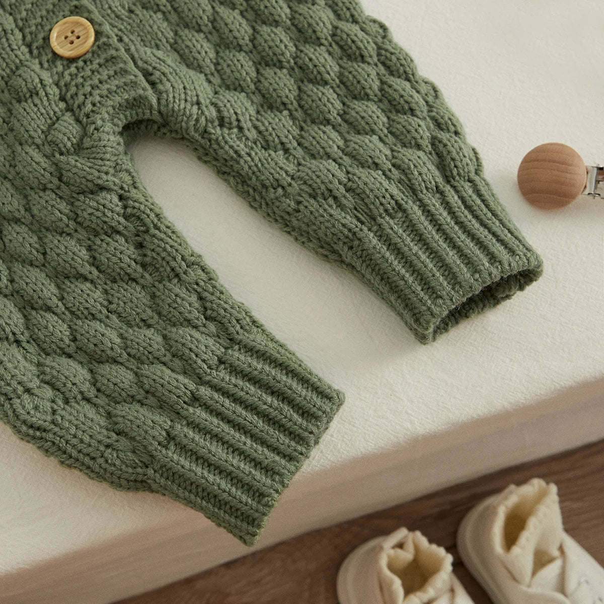 2PCS Infant Winter Outfit – Baby Knitted Jumpsuit with Bear Hat