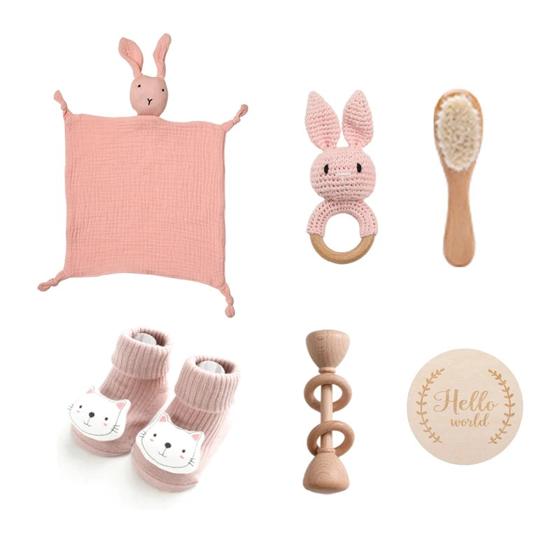 7 PCS Baby Shower Gift Set – Double-Sided Cotton Blanket, Bath Accessories & Wooden Crochet Rattle