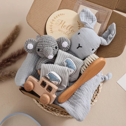 7 PCS Baby Shower Gift Set – Double-Sided Cotton Blanket, Bath Accessories & Wooden Crochet Rattle