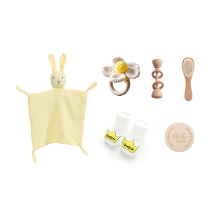 7 PCS Baby Shower Gift Set – Double-Sided Cotton Blanket, Bath Accessories & Wooden Crochet Rattle