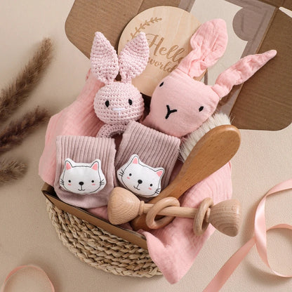 7 PCS Baby Shower Gift Set – Double-Sided Cotton Blanket, Bath Accessories & Wooden Crochet Rattle