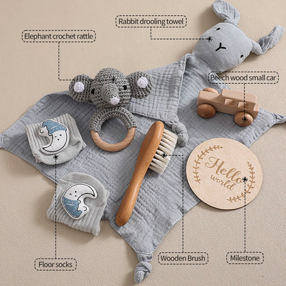 7 PCS Baby Shower Gift Set – Double-Sided Cotton Blanket, Bath Accessories & Wooden Crochet Rattle